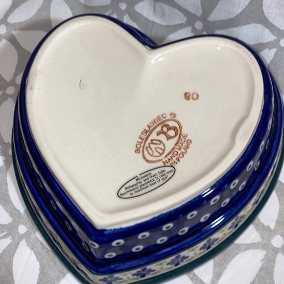 NEW Hand Made Polish Pottery Heart Serving Bowl Dish - Picture 3 of 3